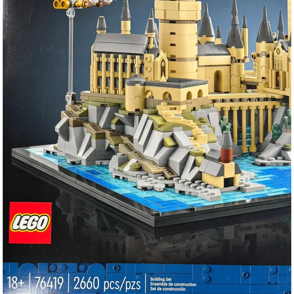 LEGO Harry Potter Hogwarts Castle and Grounds 76419 Building Set 2660 Pcs NEW - Picture 2 of 10